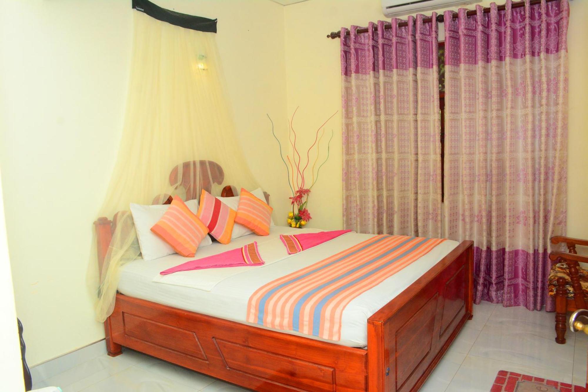 Tissa Rainbow Guest & Yala Hotel Tissamaharama Kültér fotó