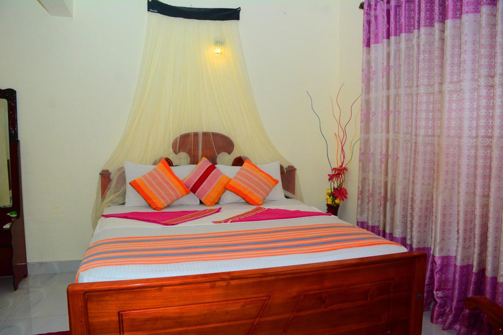 Tissa Rainbow Guest & Yala Hotel Tissamaharama Kültér fotó